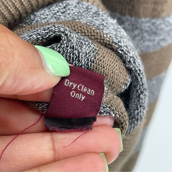 Blair Underwood Men’s Large Modern Fit Orange Brown Striped V-Neck Sweater - Picture 11 of 12